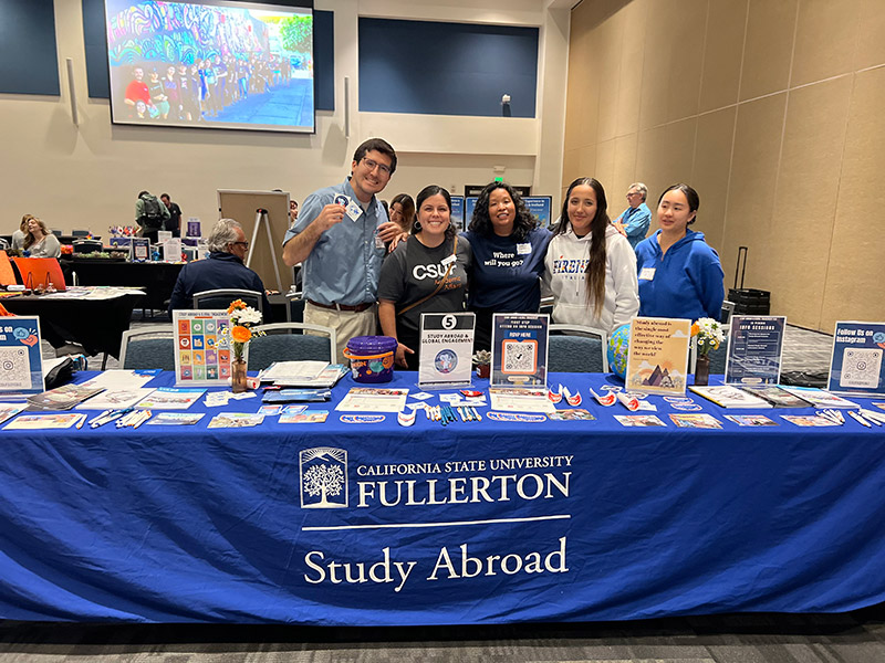 Study Abroad Fair Event Group shot
